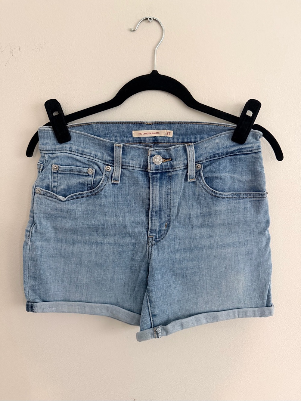 Levis Mid-Length Denim Shorts - Size 27